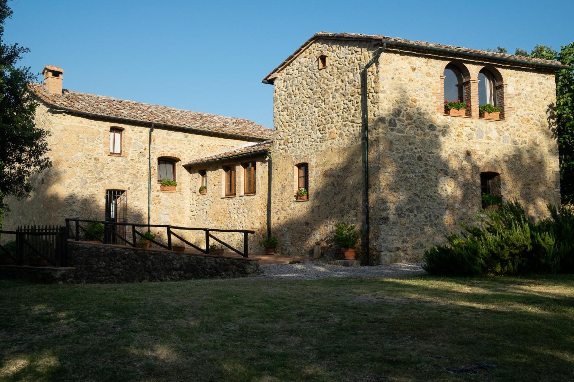 Agriturismo Colli Di Travale Montieri Eksteriør bilde